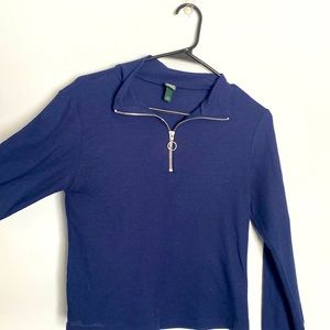 Women’s navy long sleeve